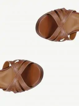 SANDALIA SINDY ESSENCE CARAMELO