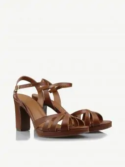 SANDALIA SINDY ESSENCE CARAMELO