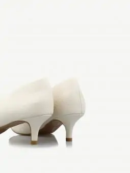 SCARPIN ASTURIAS SALTO BAIXO OFF WHITE