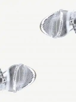 SANDALIA BETHANY COBRA CRISTAL PRATA