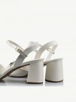 SANDÁLIA OFF WHITE