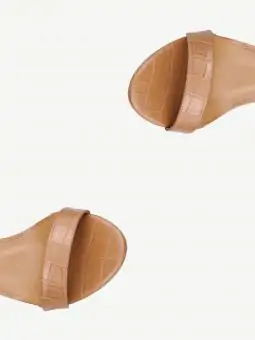 SANDÁLIA NAPA CROCO CARAMELO
