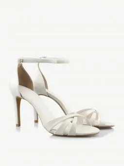 SANDÁLIA MILÃO ESSENCE OFF WHITE